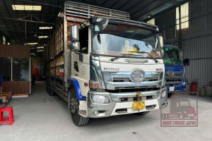 Xe chuyên chở gia cầm